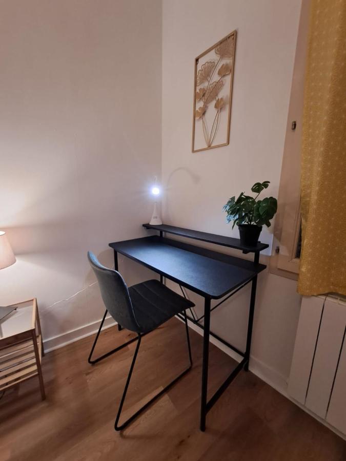 Le Saint Jean , Centre Historique, Wifi, Tout Equipe, Ideal Famille, Business, Ou Simple Escapade Niort Exteriör bild